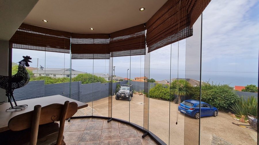 10 Bedroom Property for Sale in Dana Bay Western Cape